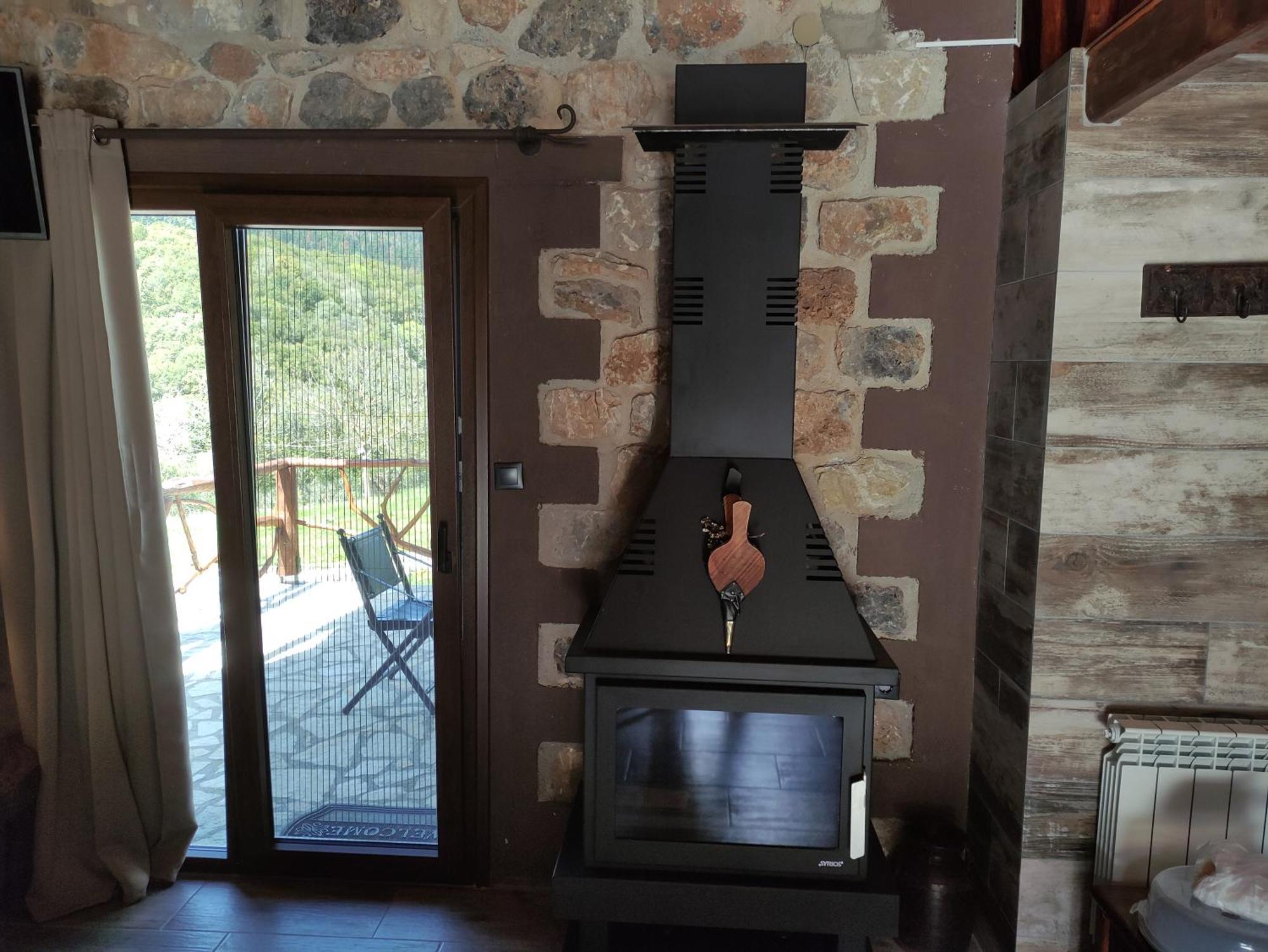 Oneiropagidasuites Kalavryta Room photo